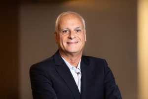 שמוליק קשת (צילום: שרון אלדר)